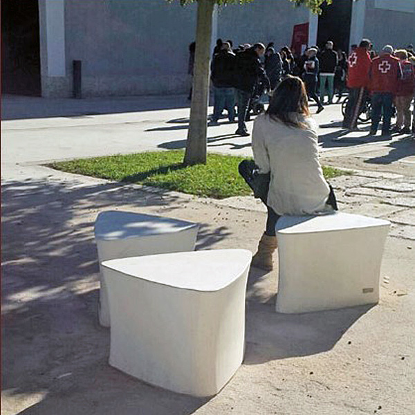 Zitelement recreatie openbare ruimte straatmeubilair wit